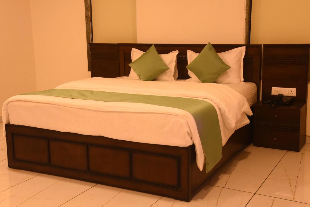 Vits Excellensea Karde Beach Dapoli Ngoại thất bức ảnh